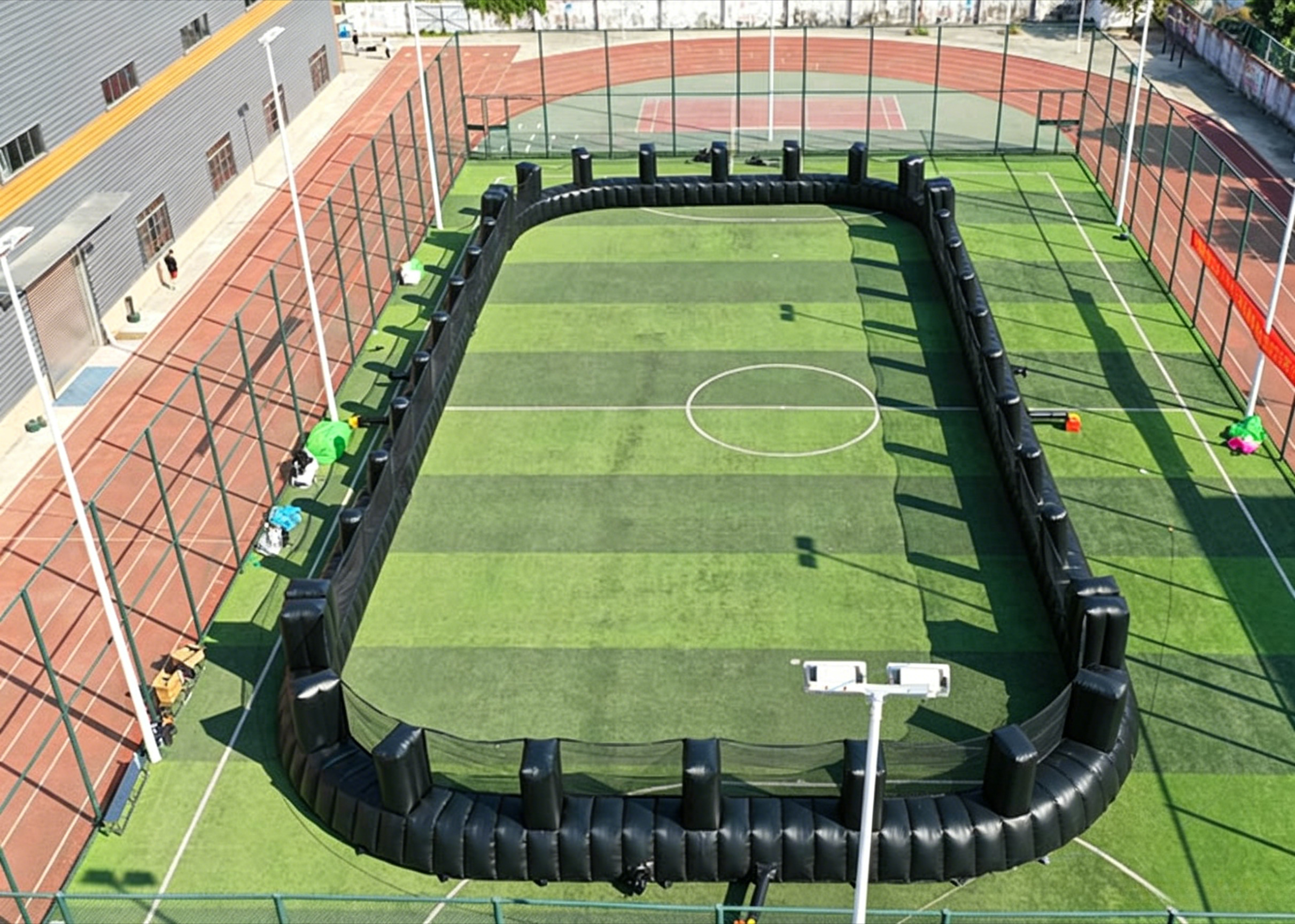 Inflatable Soccer Field Arena  - Sports Equipment Rental recensione e prezzo